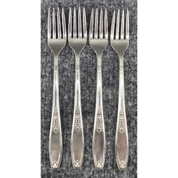 1847 Rogers Bros IS AMBASSADOR Grille Forks Set of 4 Silverplate Flatware 7 5/8