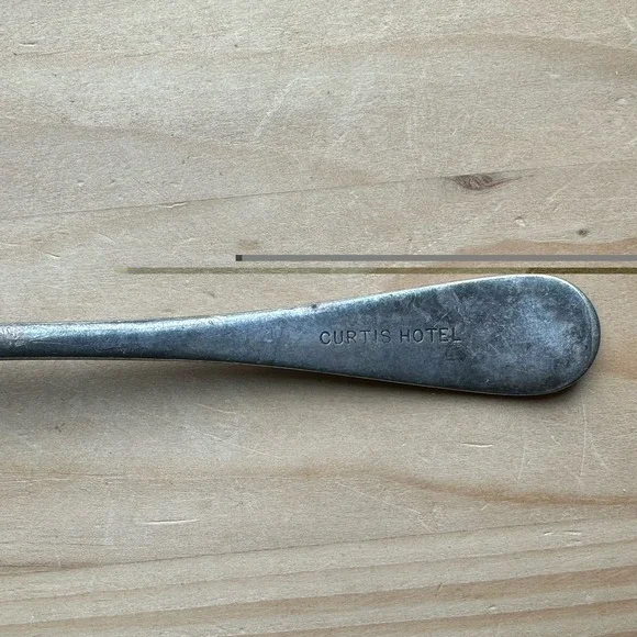 Vintage Signed Curtis Hotel Spoon 5.9 Inch 1847 Rogers‎ Brothers Silver Plate