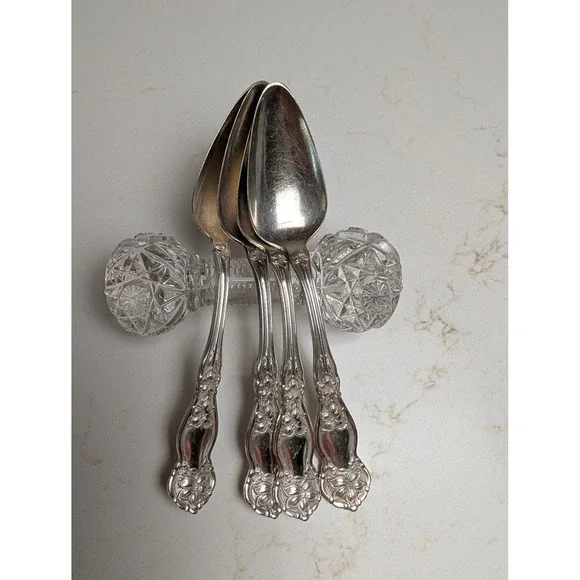 Wm Rogers & Son Silver Plate Teaspoons 1910 Orange Blossom Floral Set of 4