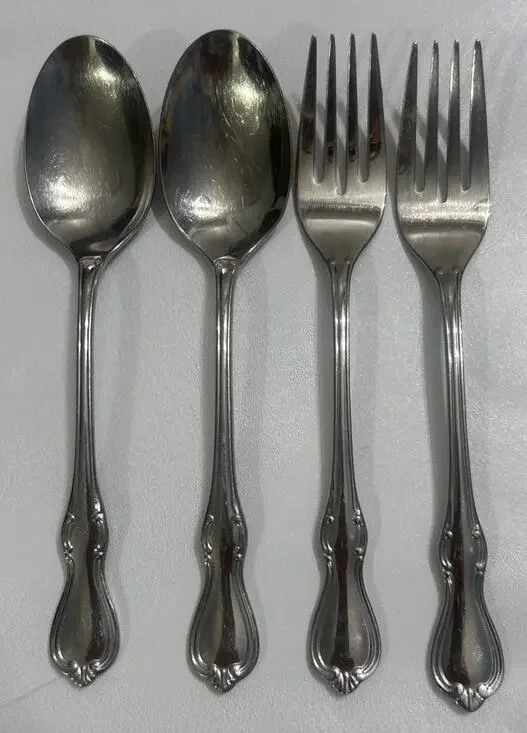 Reed & Barton CAMELOT Set of 4 Flatware 2 Teaspoons 2 Salad Forks 6.5” Stainless
