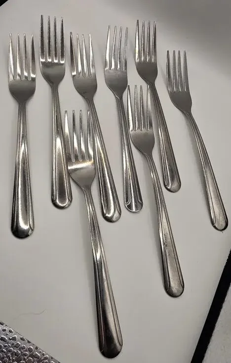 Vintage Stainless Thailand 18/8 Dinner Forks Set of 8 – Mid-Century Style...
