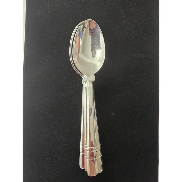 J.A. Henckles International 18/10 Madison Square Stainless Steel 8 Spoons