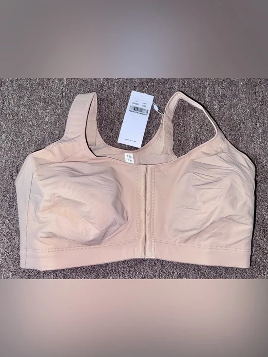 Front-Closure Support Bra in Nude - Comfortable Everyday Wear