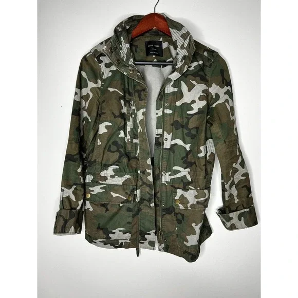 Love Tree Utility Jacket Womens Medium Green Camo Military Safari Cargo Rugged