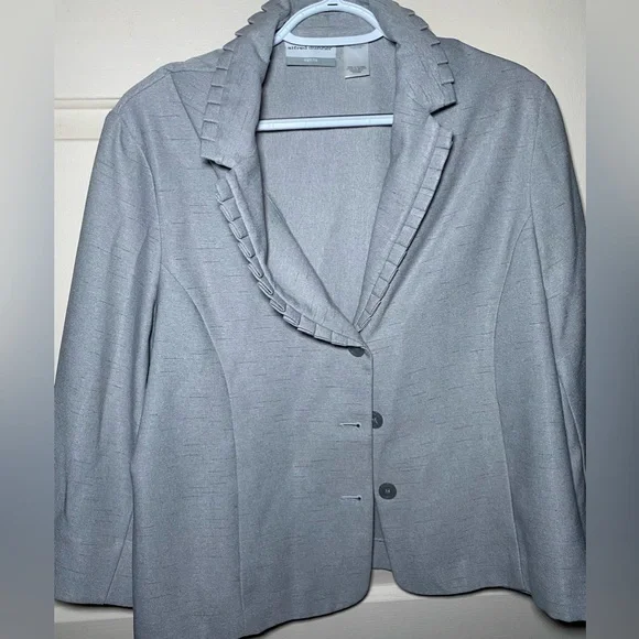 Alfred Dunner Women’s Blazer Jacket Gray‎ 3-Button Gray Trim Notch Collar 16P