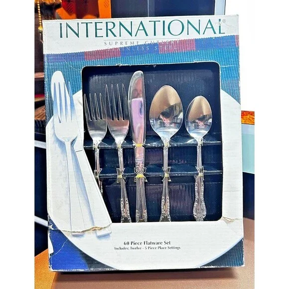 Vintage International Supreme Cutlery Victorian Rose 60 Pc Stainless Flatware Se