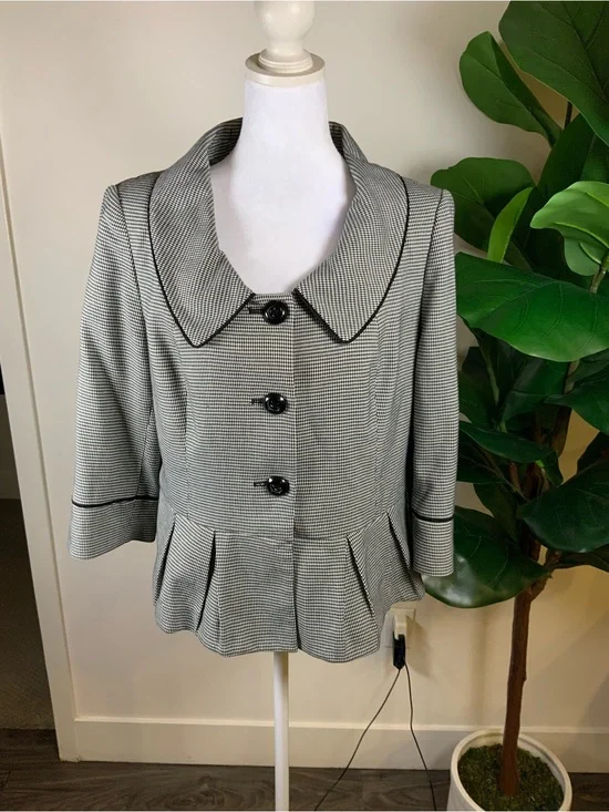 Jones New York Black and White Checked Peplum Blazer