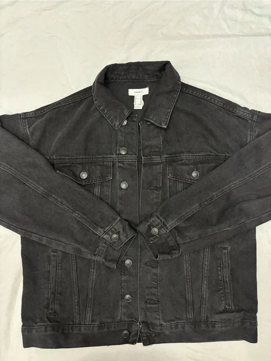 Women's Black Denim Jeans Jacket - Classic Button Front
