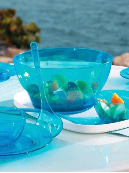 New Frontgate Tritan Aqua pool blue Dinnerware Salad Bowl With Spoons G12