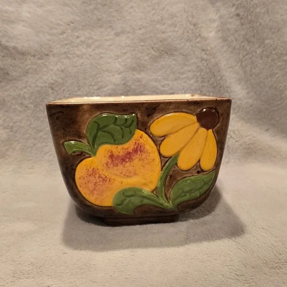 Vintage Embossed Peach Daisy Ceramic‎ Square Bowl Brown Rustic Kitchen Decor