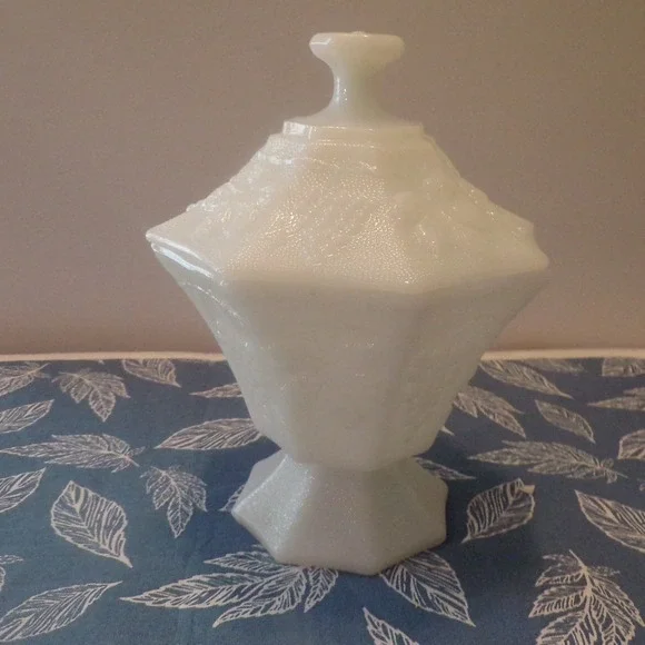 Vintage Milk Glass Candy Dish Octagonal Pedestal White Grapes