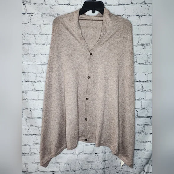 Ugg Button Down Wool‎ Blend Poncho Size Medium