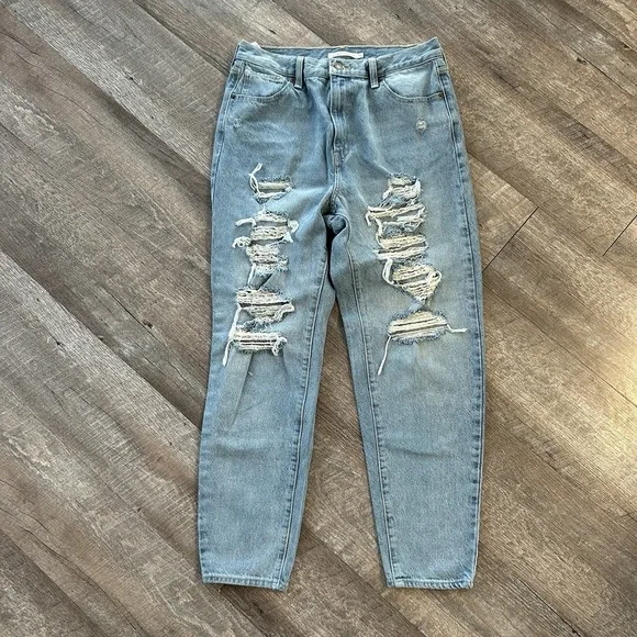 Levi's High Waisted Mom Jeans Distressed Light Wash Denim Womens 31x27.5