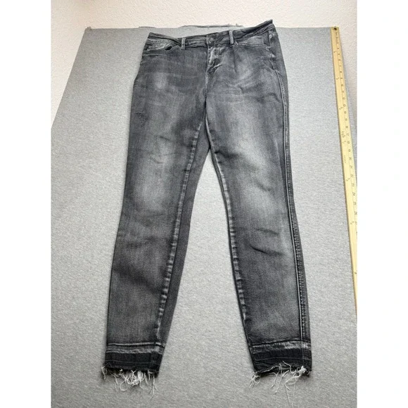 Judy Blue Jeans Womens 15/32‎ Black  Denim Skinny Fit Distressed