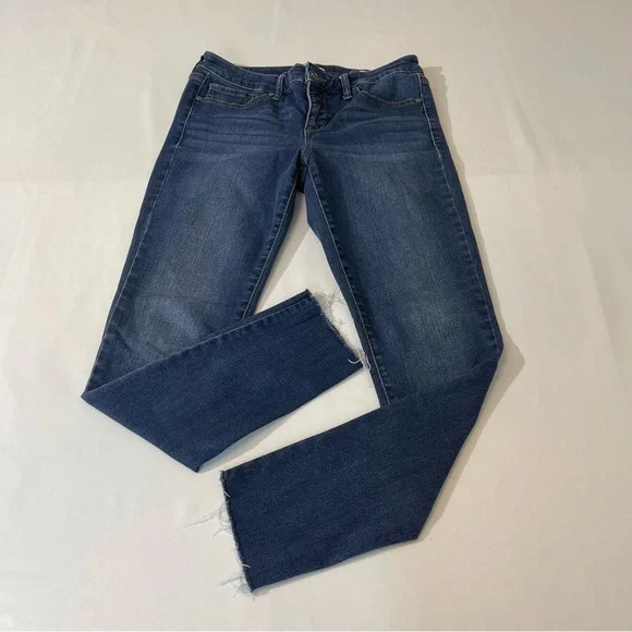 SOFIA VERGARA  SKINNY ANKLE WOMENS JEANS SIZE 4, VERY GOOD PREOWNED COND…