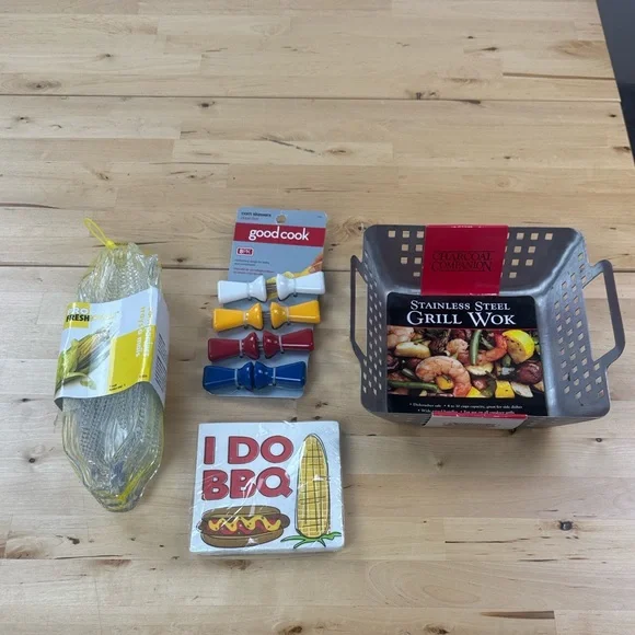 Stainless Steel Grill Wok, Corn on the Cob Accessories & Napkins Summertime BBQ