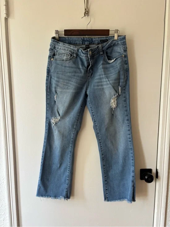 Judy Blue Light Blue Straight Leg Distressed Jeans