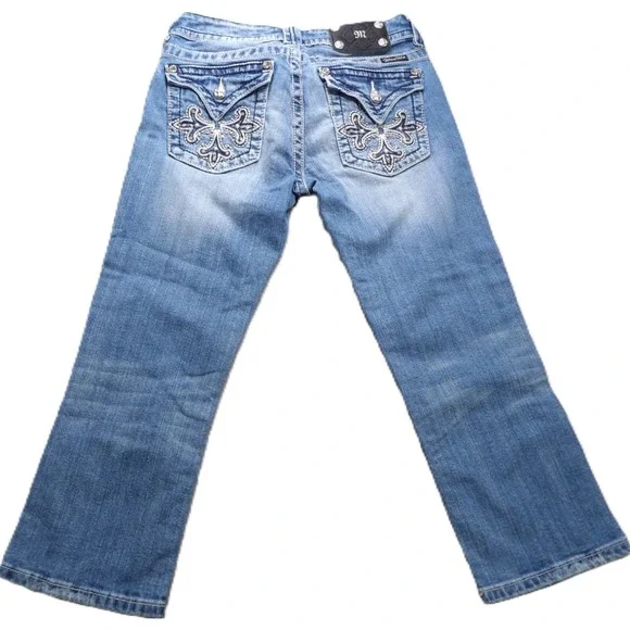 Miss Me Women Capri Jeans 28 Blue Denim Embellished Cross Flap Pocket Rhinestone