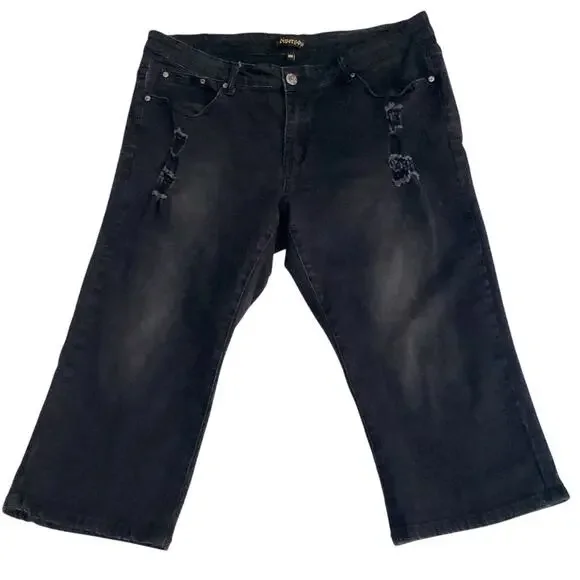 Diverso Women's Plus Size 18W Distressed Black Capri‎ Jeans