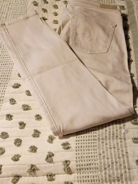 Light Cream Skinny Jeans for Women – Slim Fit Stretch
