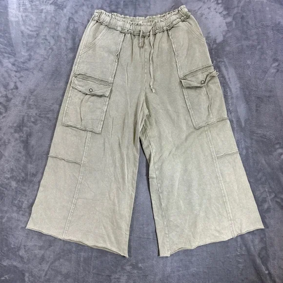 Easel Wide Leg Cropped Cargo Pants Women's Size L Washed Light Green Loungewear