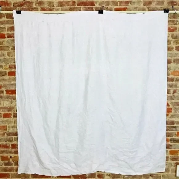 Tablecloth Floral Roses 50% Cotton/Linen 36” x 66”