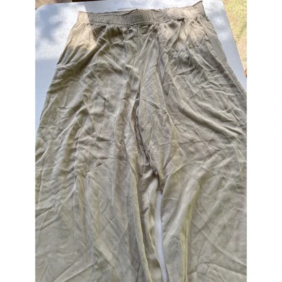 H&M Womens Medium Beige Wide Leg Elastic Waist Cropped Flowy Pants Tan Trousers‎