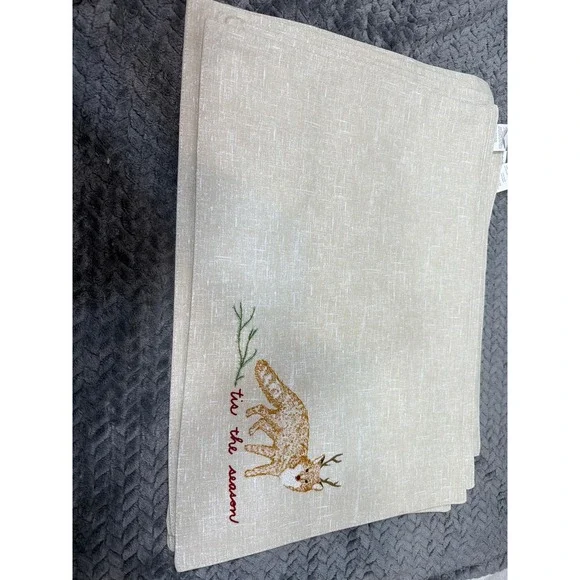 ED Ellen DeGeneres Fox Reindeer Tis The Season Placemats Set of 6 Cotton Beige