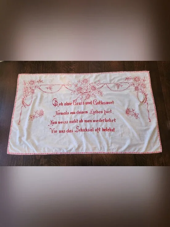 Lovely Vintage German Austrian Wall Hanging Tablecloth $155