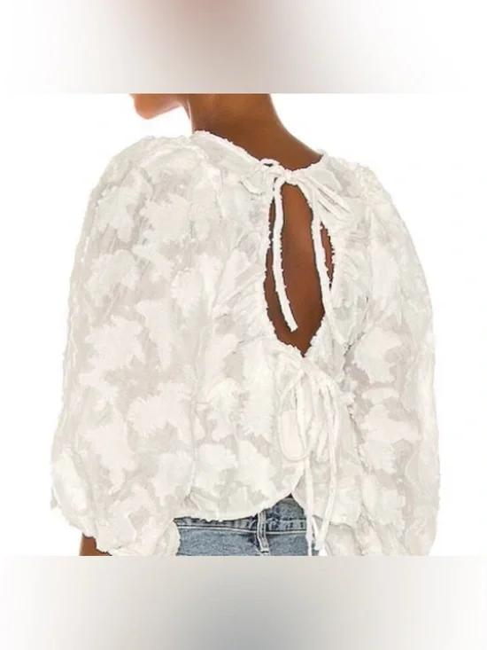 Free People Callie White Floral Textured Tie-Back Blouse - size medium