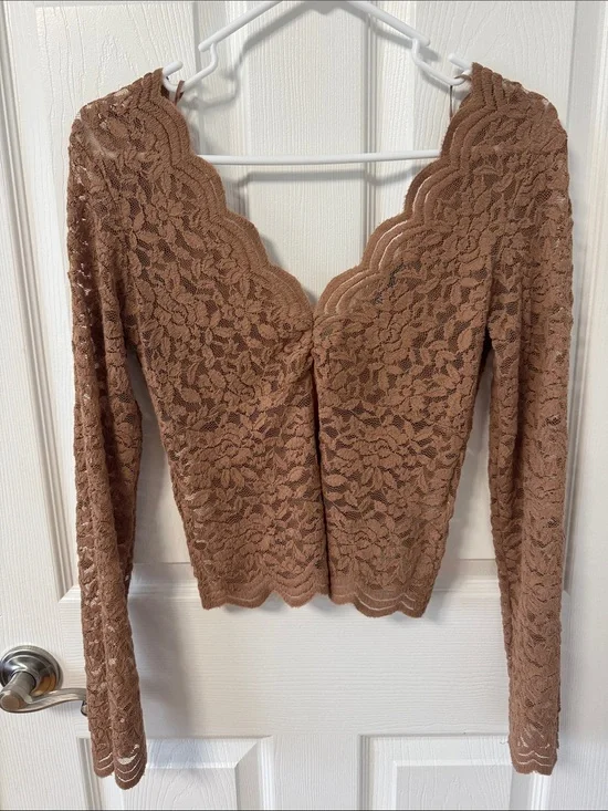Zara Brown Scalloped Lace Long-Sleeve V-Neck Top