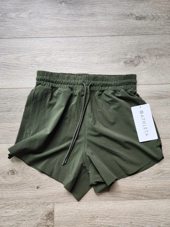 Athleta Crossroads Green Shorts Womens Xs Running Activewear Athleisure Nwt