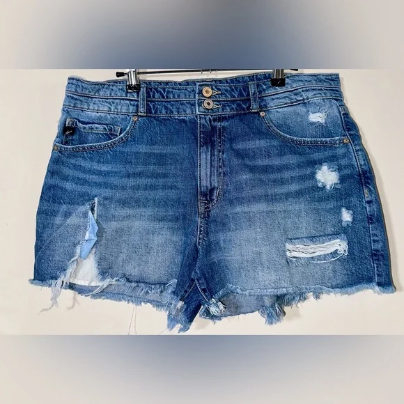 EUC KANCAN Cut-Off Distressed‎ Denim Shorts - 13/30