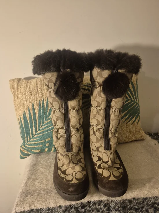 Coach Theona Signature Jaquard Fur Trim Zip Brown Winter Boots Women's Size 8.5B