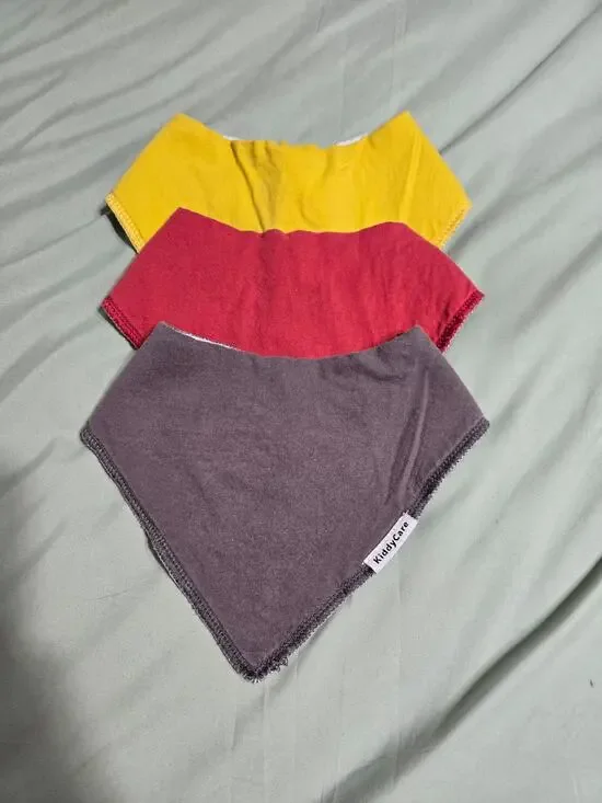 Kiddycare 3 piece set of bibs