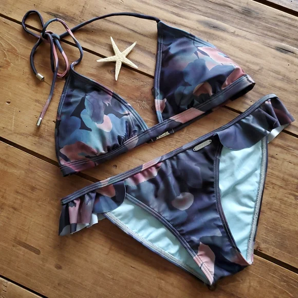 Insight Women's Ruffle Watercolor Print Bikini Size 6