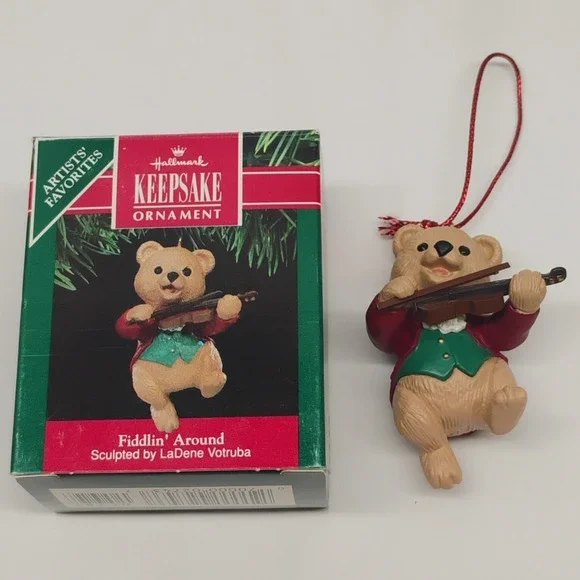Hallmark 1991 FIDDLIN' AROUND Ornament Bear w Fiddle Vintage Christmas In‎ Box