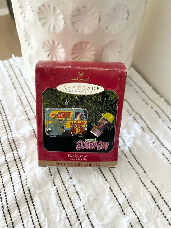 1999 Hallmark Keepsake Scooby-Doo Lunch Box Christmas Ornament Set
