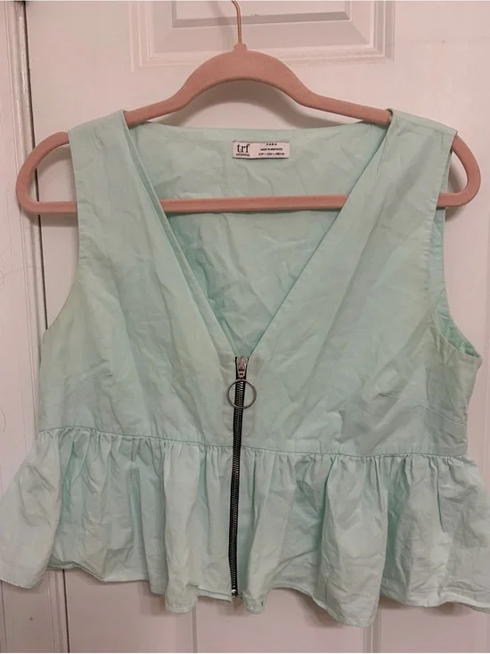 Zara Mint Green Sleeveless Zip-Peplum Top