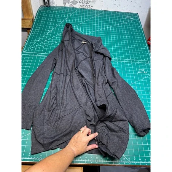 Athleta Stronger Hoodie Full Zip Gray Charcoal Jacket Thumbholes 405067 Womens