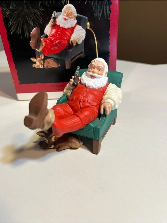 Hallmark Keepsake 2000 Relaxing MonentsCoca Cola and Santa