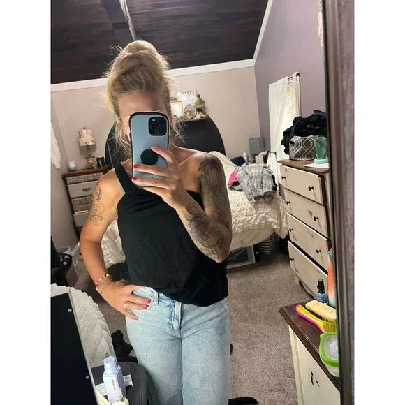 NWT old navy one shoulder tank xs