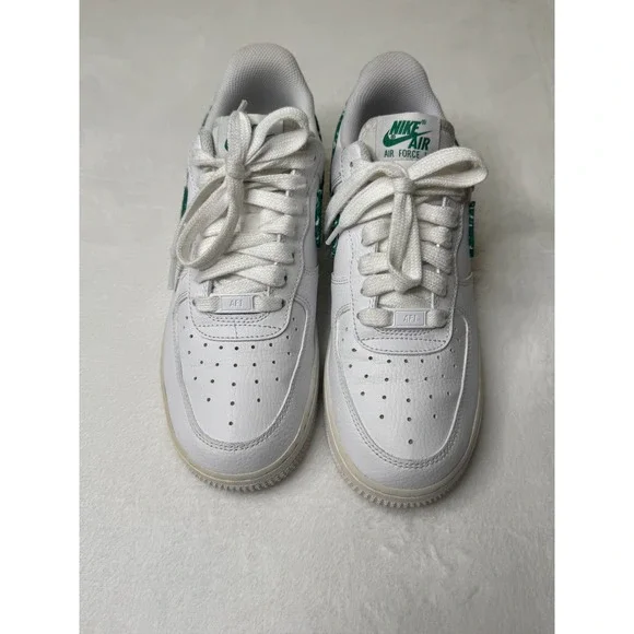 Nike Air Force 1 07 Essential Green Paisley Womens 8 White Sneakers DH4406-102