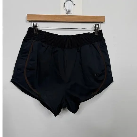 NWTS Nike Women's Logo-Embroidered Shorts / Size-Small