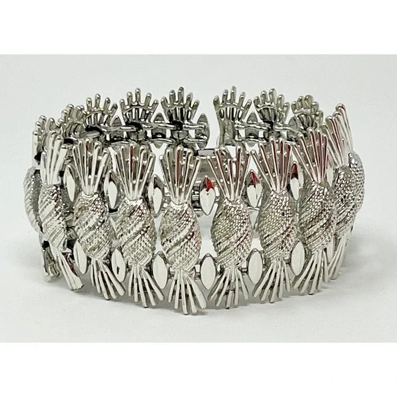 #102 Vintage Sarah Coventry Bracelet Wide Thick Pinapple Textured Silver Tone