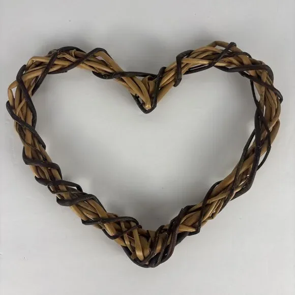 Simple Wicker Heart Wreath Decor 10” Wide 8” Tall