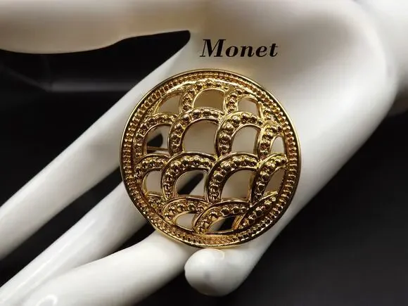 Vintage Monet Shell Pattern Brooch, Gold Plated, 2 Inches