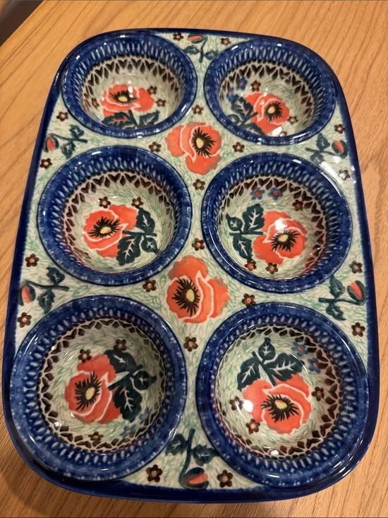 Unikat Polish Pottery Stoneware Muffin Pan 11.5 in. U1274