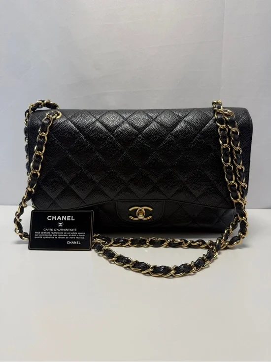 CHANEL Caviar Quilted Jumbo Single Flap Black