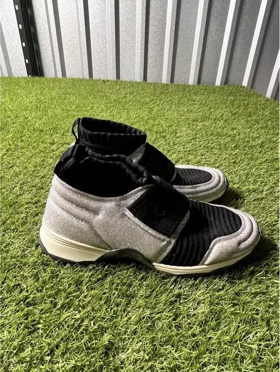 CHANEL Black and Silver Knit Slip-On Sneakers Made in Italy CC‎ Sock 38